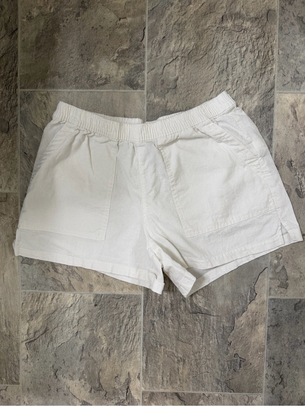 Universal Thread White Linen-Blend Elastic Waist Shorts
